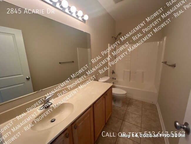 Building Photo - 2845 Acarie Dr