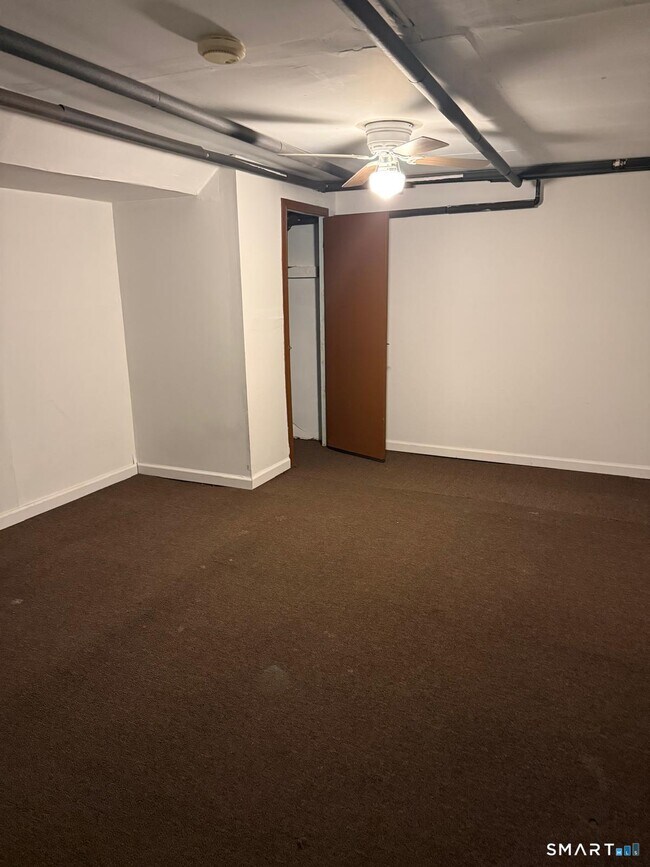 Building Photo - 120 Evergreen Ave