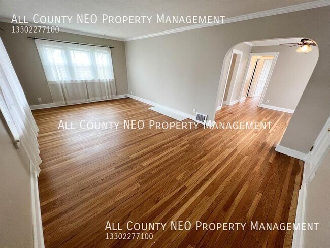 Building Photo - 1442 Cordova Ave