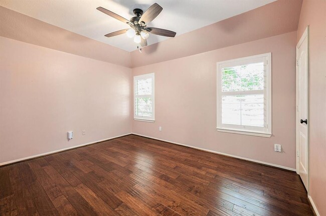 Building Photo - Spinnaker Bay Lane, Pearland, TX 77584 - 5...