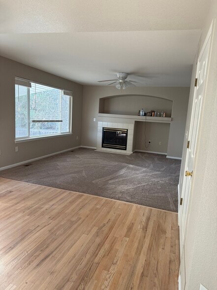 Building Photo - 8132 Spikegrass Ct