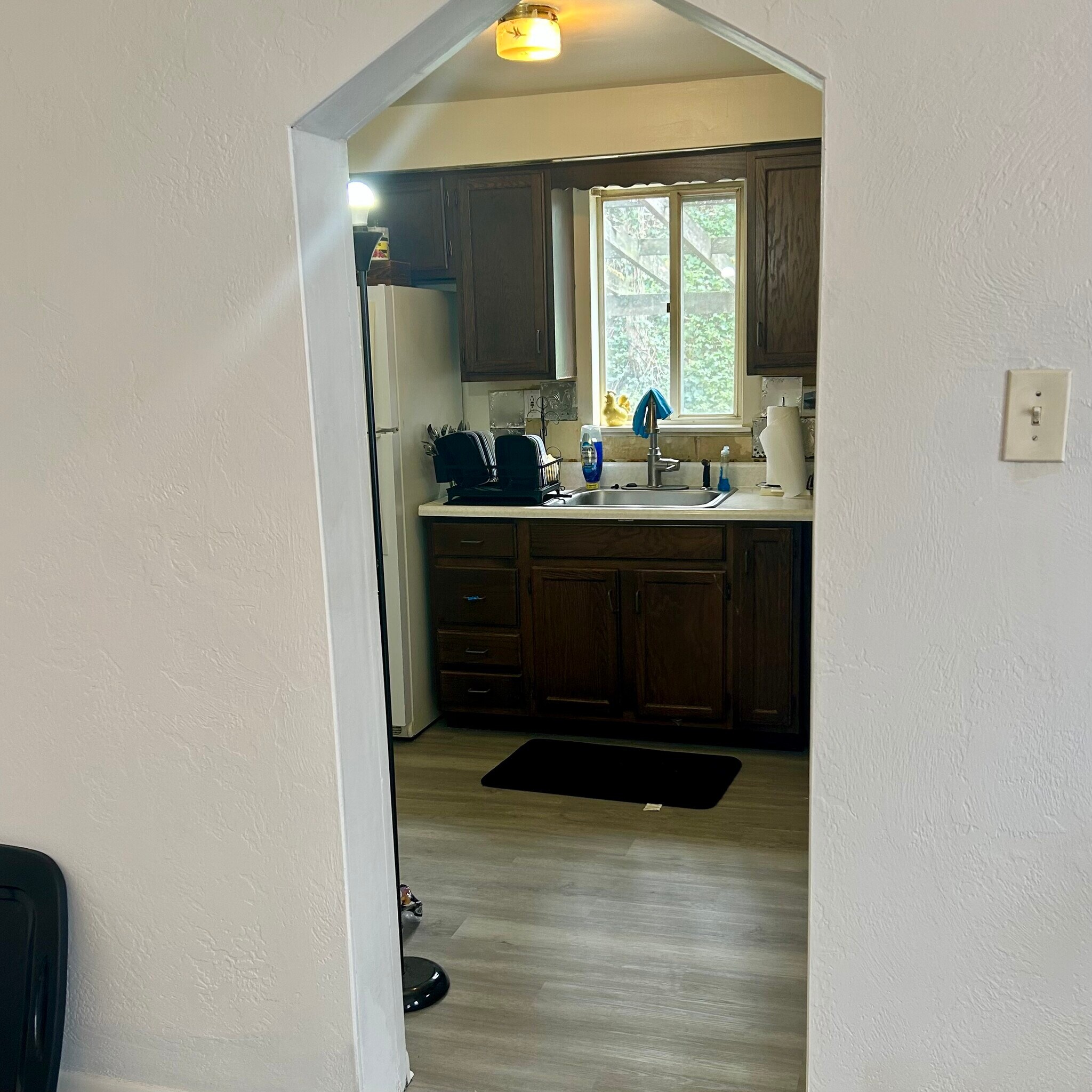 Building Photo - 626 Baldwin St