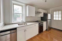 Building Photo - 9/1 Charming downtown Beverly 1BR w/laundr...