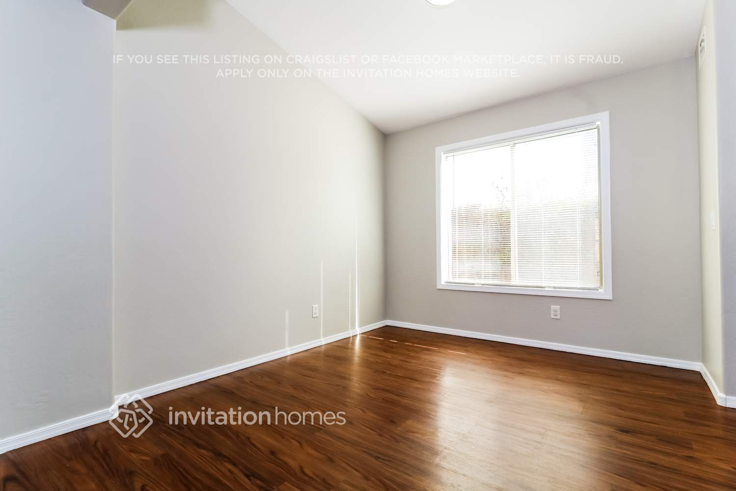 Building Photo - 14113 N 126th Ave