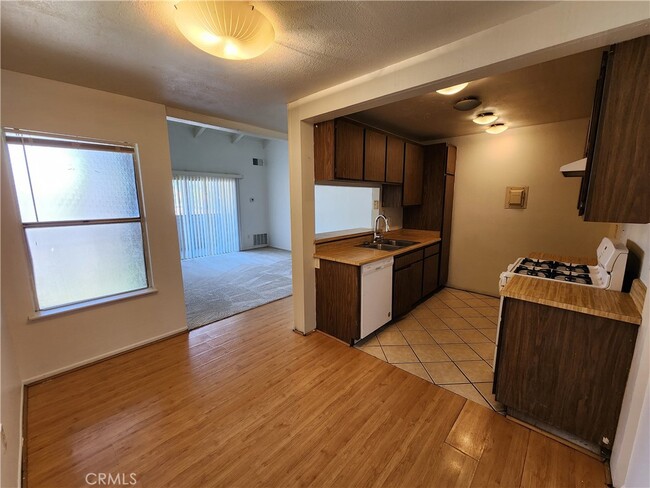 Building Photo - 6351 Riverside Dr