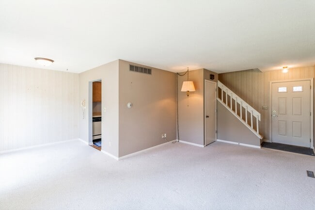 Building Photo - 1332 Truman Pl