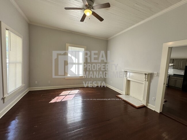 Building Photo - 1227 Calhoun St