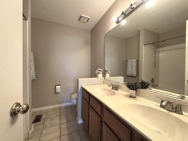 Building Photo - 1139 Wickfield Ct