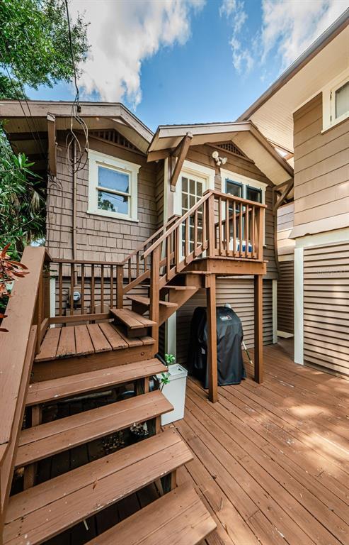 Building Photo - 620 Earle Ave N