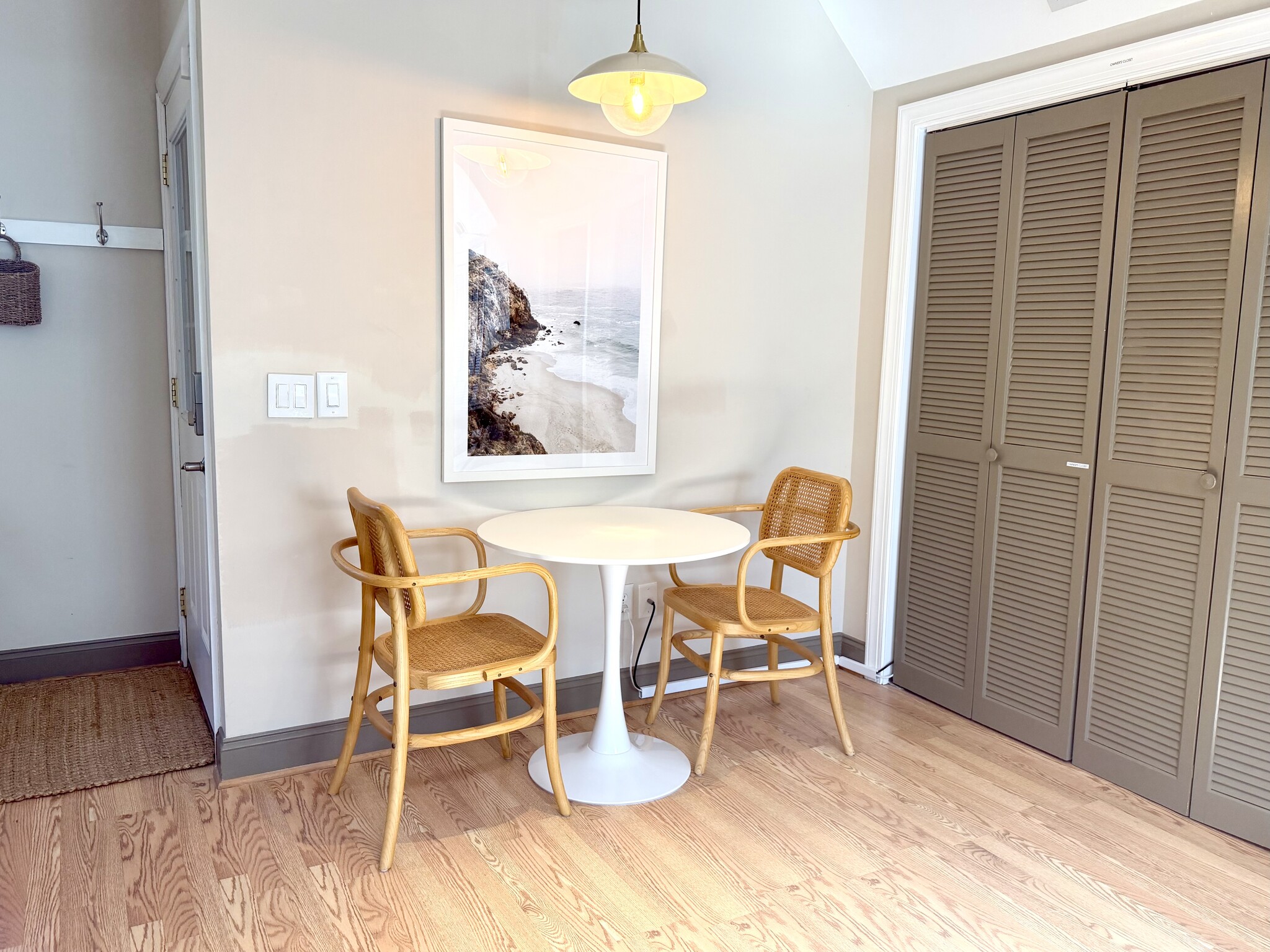 Building Photo - 6204 Old Military Rd