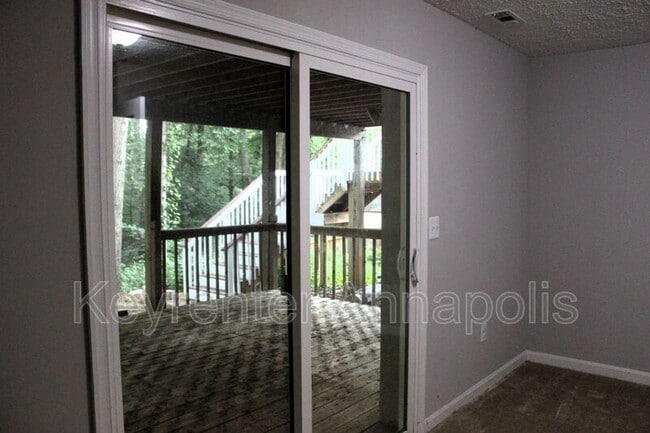Building Photo - 398 Kimwood Rd