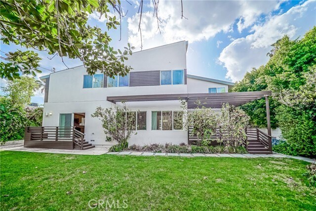 Building Photo - 5512 Leghorn Ave
