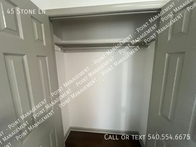 Building Photo - 45 Stone Ln