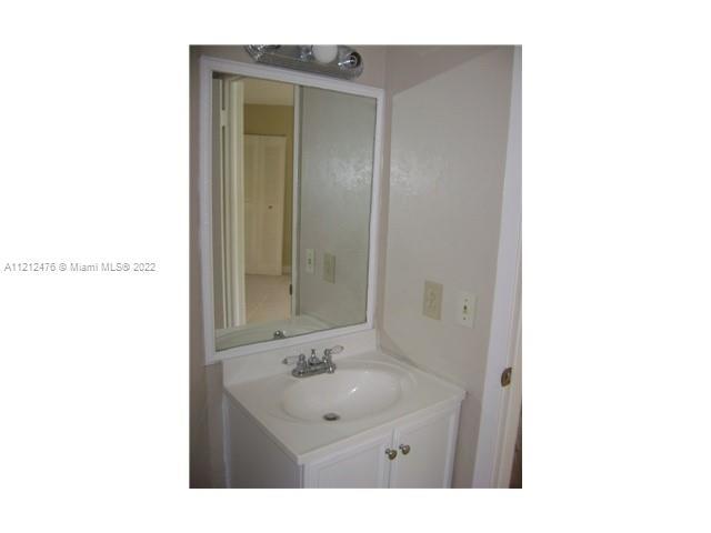 Building Photo - 8335 SW 152nd Ave