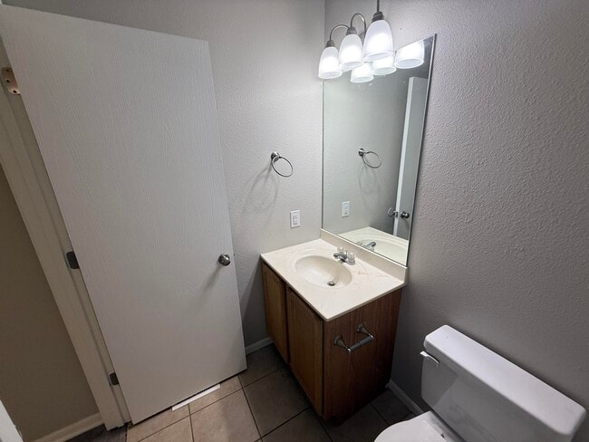 Building Photo - 1407 Greensboro Dr