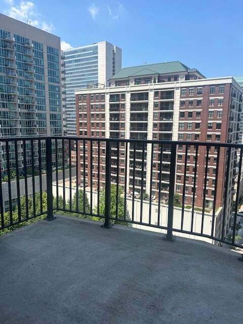 Building Photo - 435 W Erie St