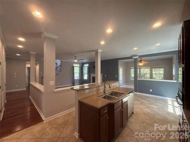 Building Photo - 2413 Merryvale Way