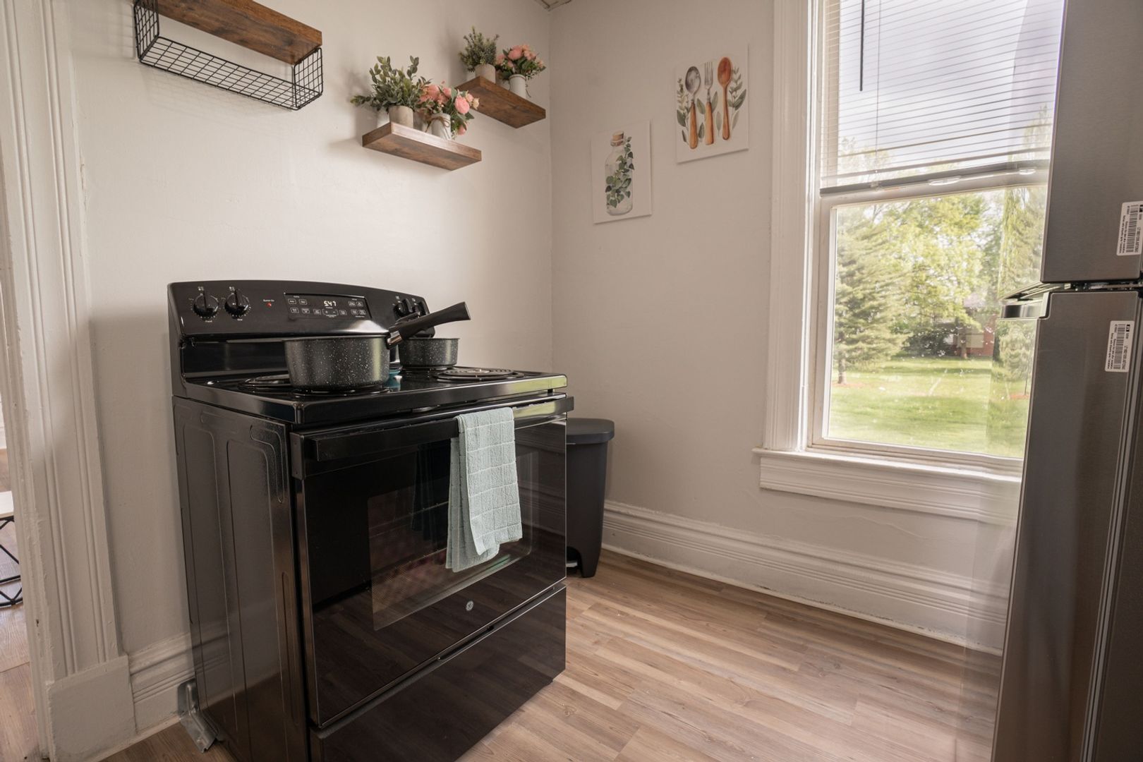 Building Photo - 731 S 7th St