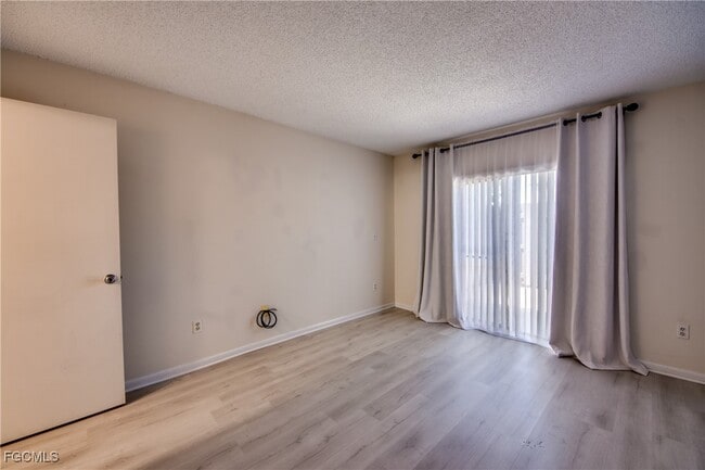 Building Photo - 12920 Sandpoint Ct