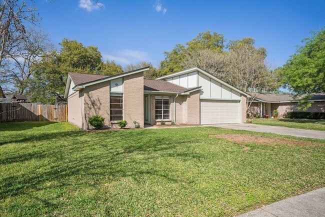 Building Photo - 5904 Misty Meadow St