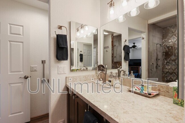 Building Photo - 2285 Lariat Rd