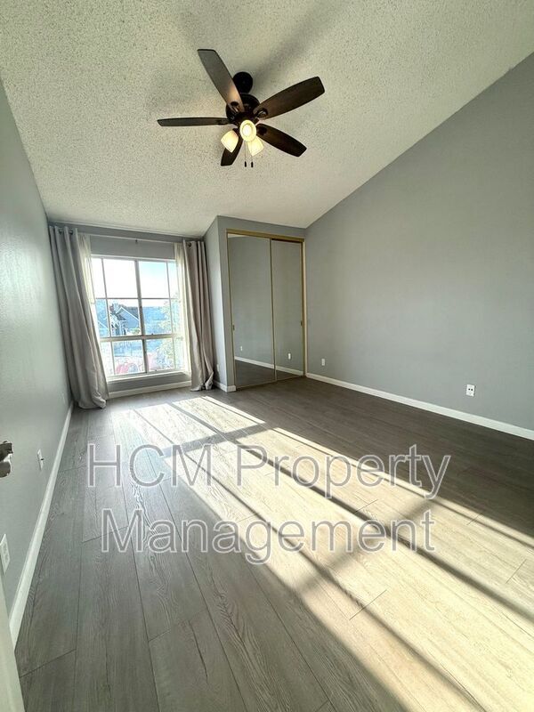 Building Photo - 20975 Eagles Glen