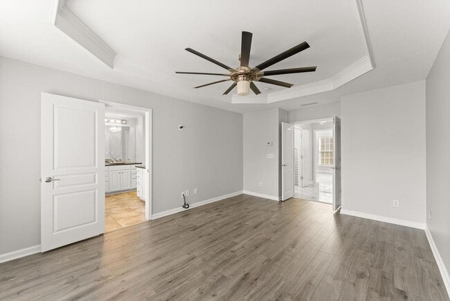 Building Photo - 2876 Overlook Way NE