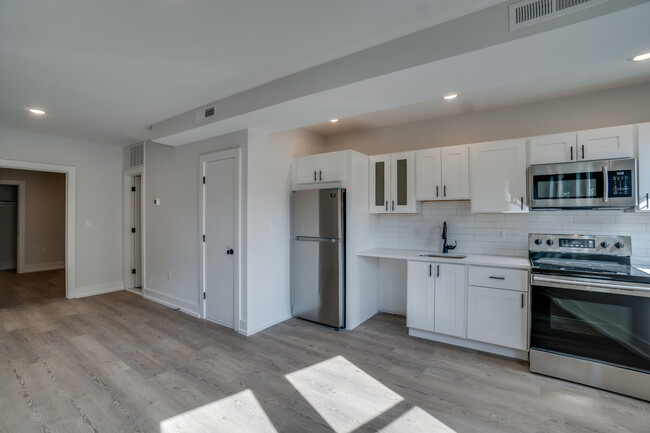 Building Photo - 3126 16th St NW