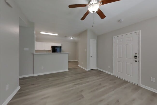 Building Photo - 24307 Hard Wood Dr