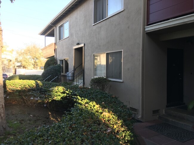 Building Photo - 3719 Sawtelle Blvd