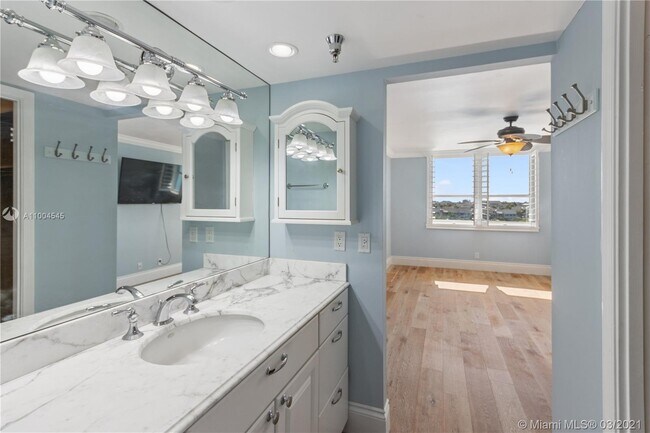 Building Photo - 1542 Jupiter Cove Dr