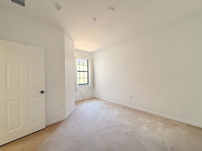 Building Photo - 4207 Via Piedra Cir