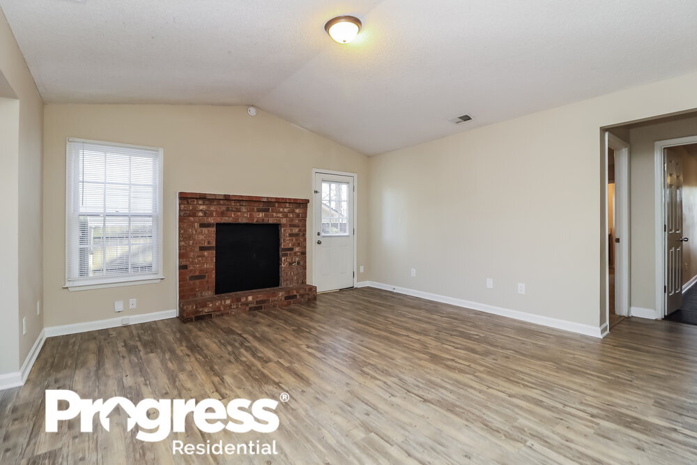 Building Photo - 796 Indian Lake Dr NW