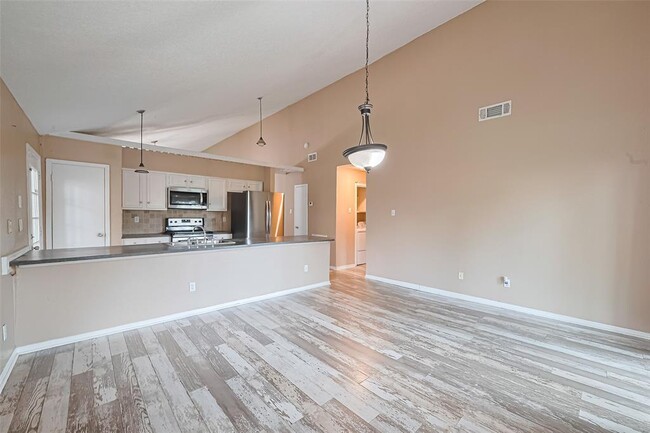 Building Photo - 2907 Waypark Dr