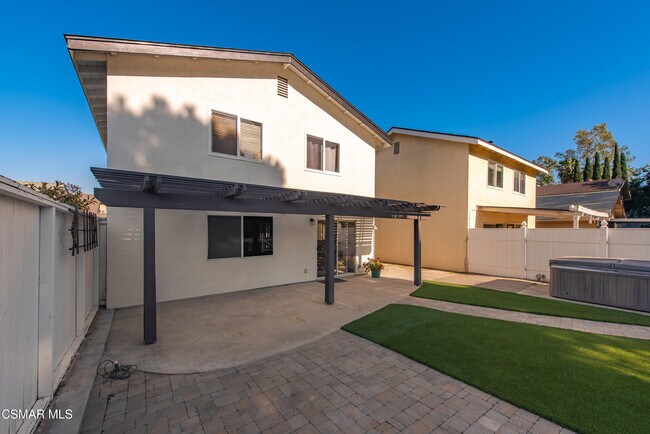 Building Photo - 5841 Cape Horn Dr