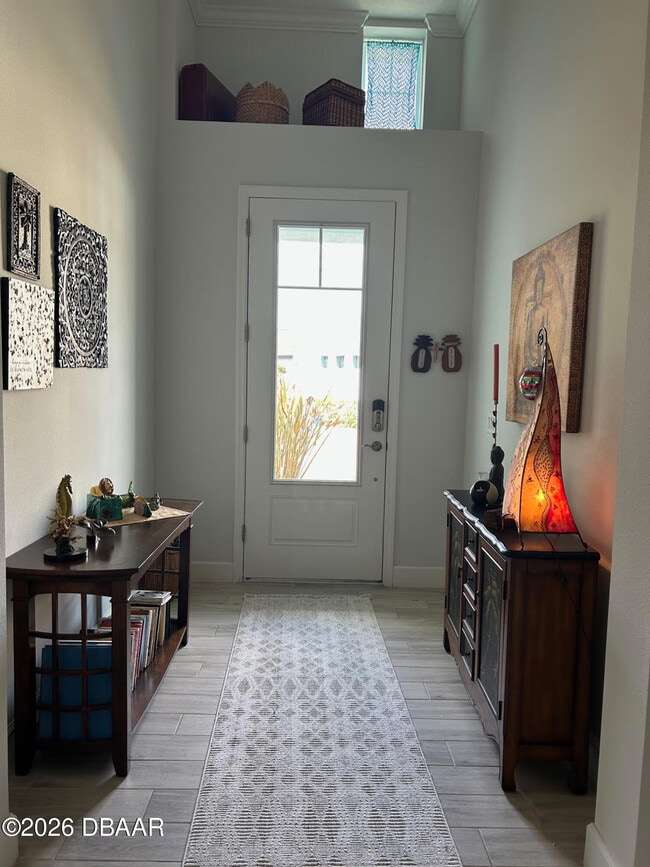 Building Photo - 402 Tiki Ter