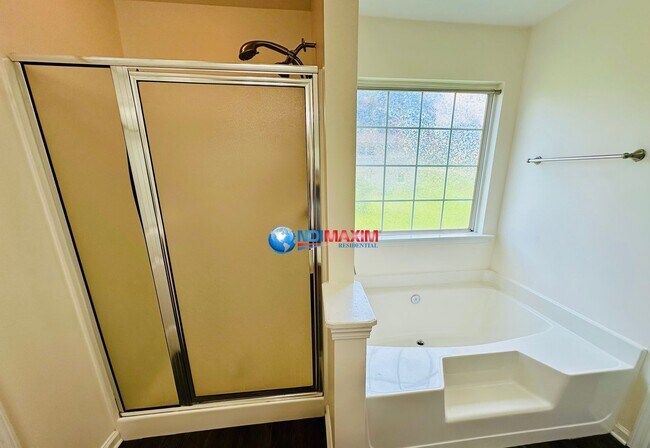 Building Photo - Very nice ranch in the MILL CREEK cluster ...