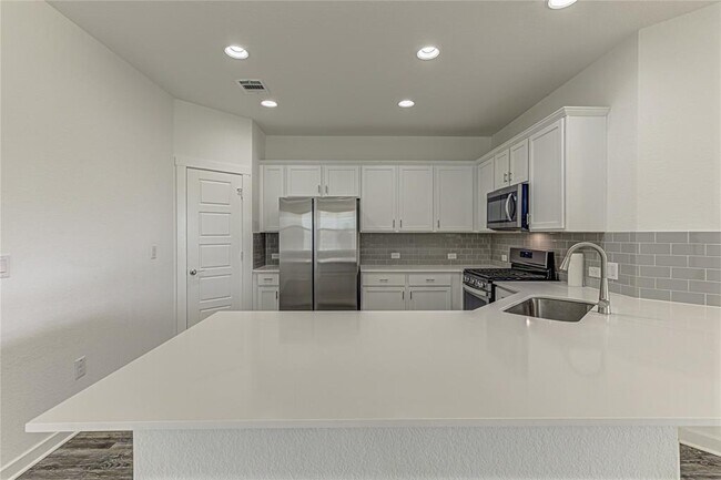 Building Photo - 301 Tequilana Pass