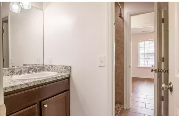 Building Photo - 270 Trunk St NE