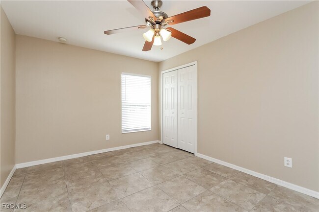 Building Photo - 2503 NW Juanita Pl