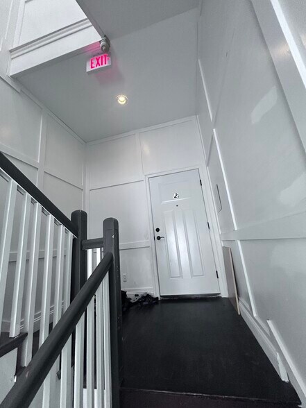 Staircase - 13 Chester St
