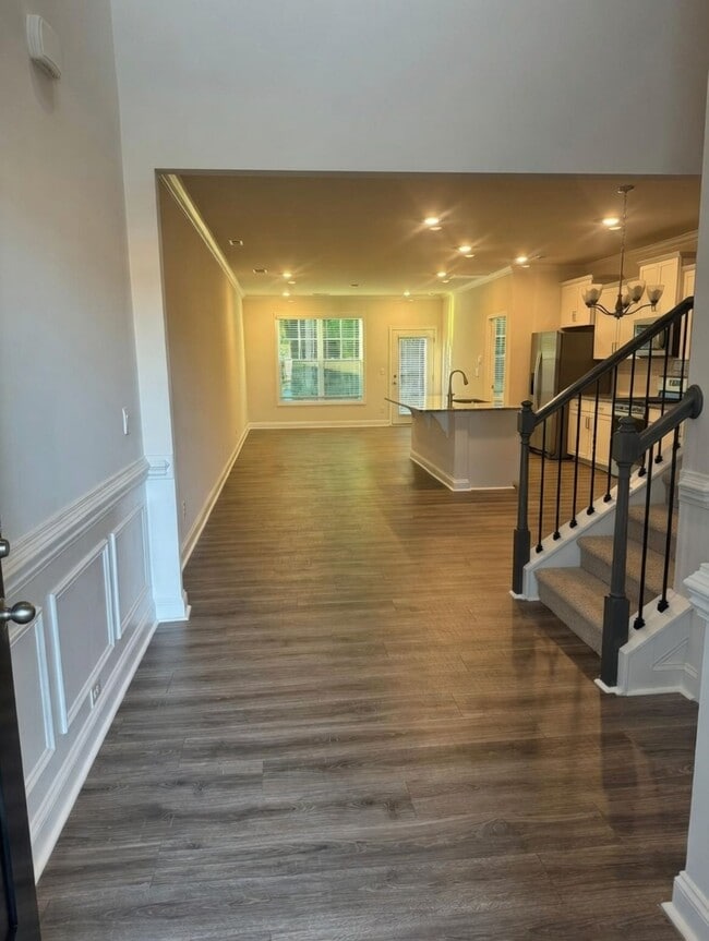 Building Photo - 7870 Iron Rd