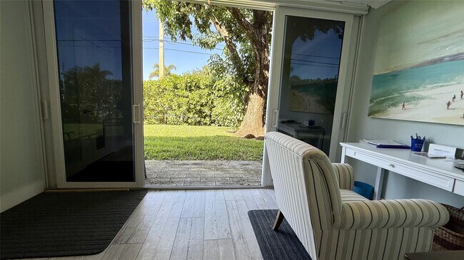 Building Photo - 12 Willowbrook Ln