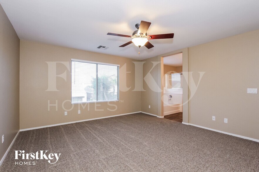 Building Photo - 17750 W Maui Ln