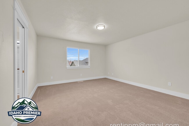 Building Photo - 11232 W Springgold Dr