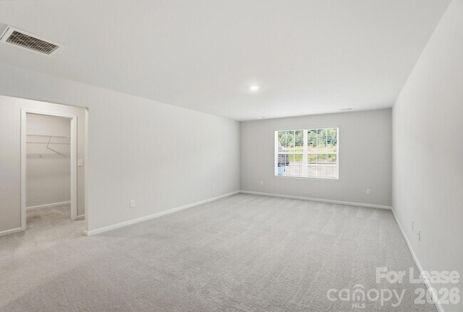 Building Photo - 15764 Country House St
