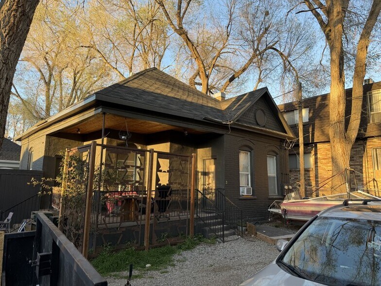 Building Photo - 553 E 700 S