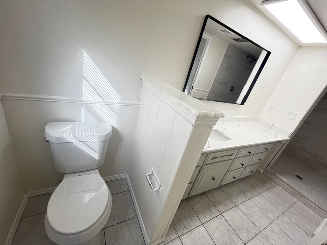 Building Photo - 1204 NW Fort Sill Blvd