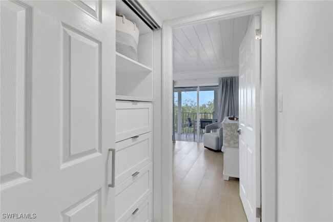 Building Photo - 1 Bluebill Ave