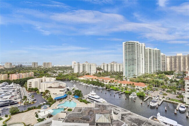 Building Photo - 19707 Turnberry Way